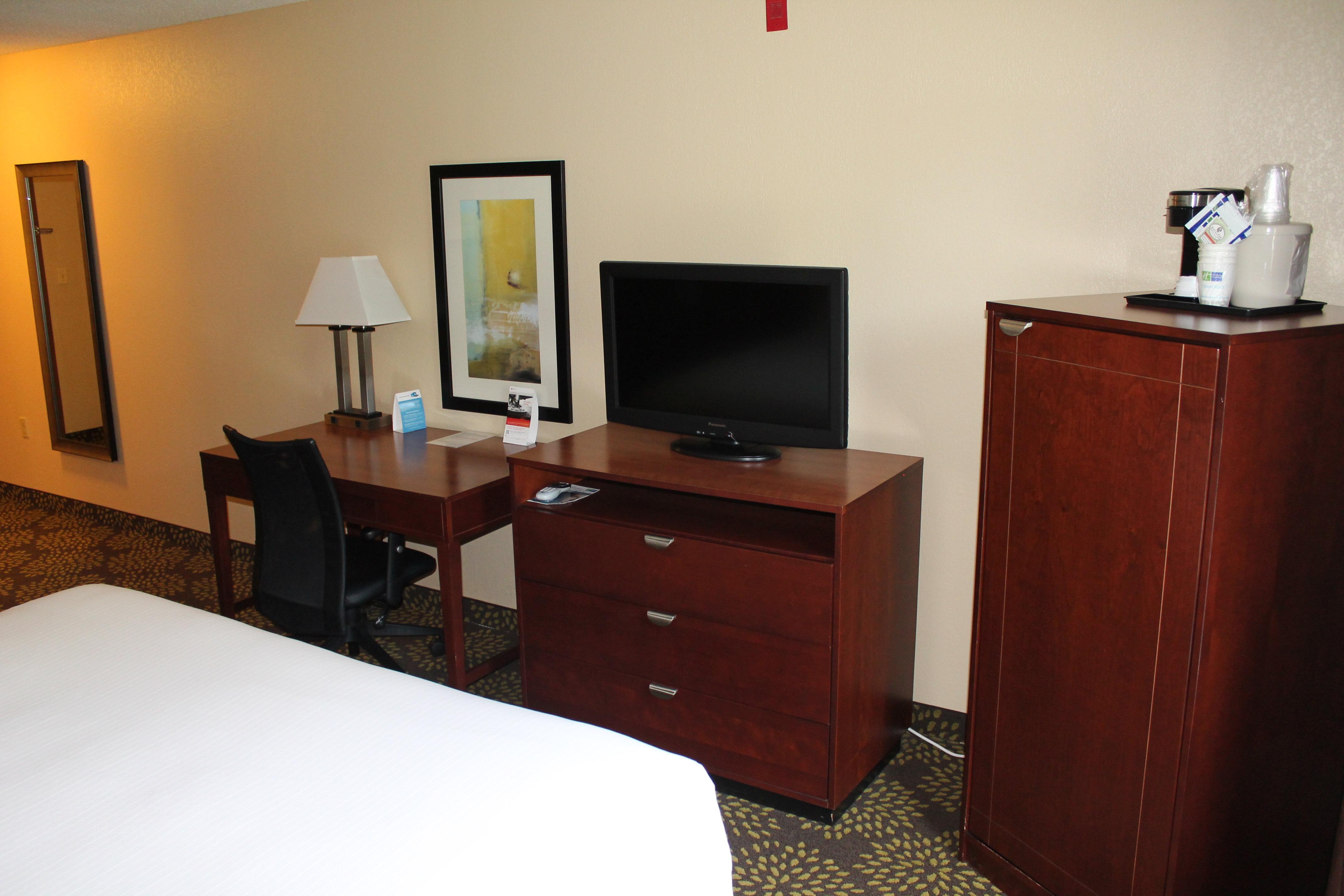 Holiday Inn Express Hotel & Suites Starkville, An Ihg Hotel Екстериор снимка