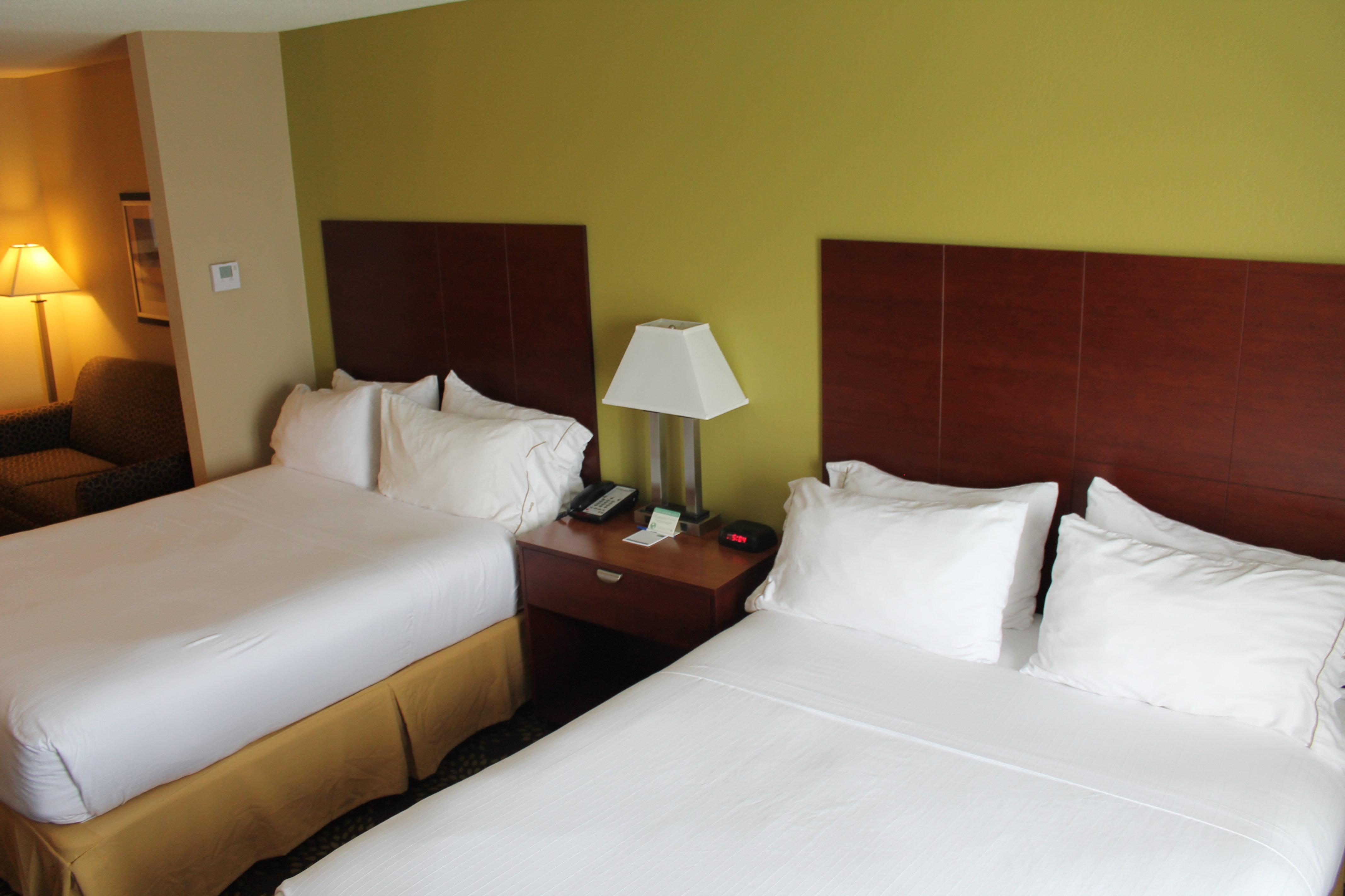 Holiday Inn Express Hotel & Suites Starkville, An Ihg Hotel Екстериор снимка