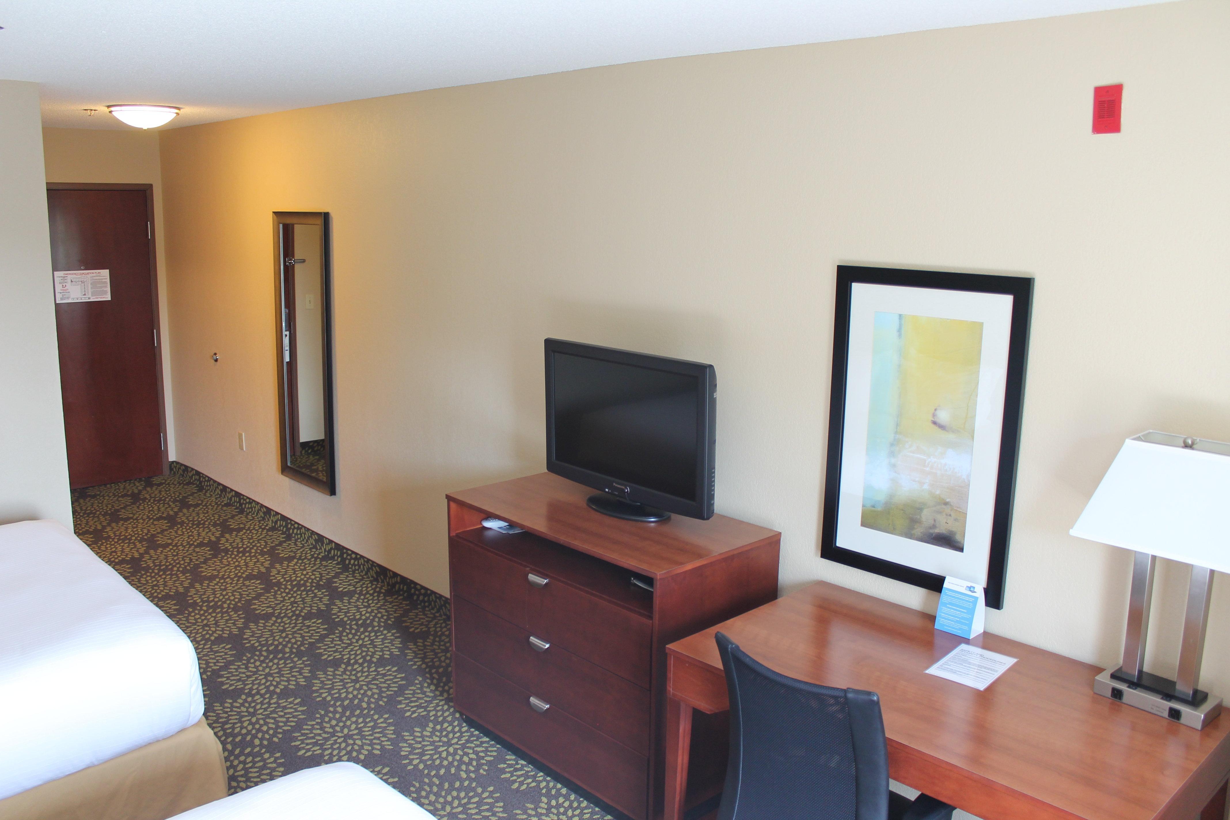 Holiday Inn Express Hotel & Suites Starkville, An Ihg Hotel Екстериор снимка