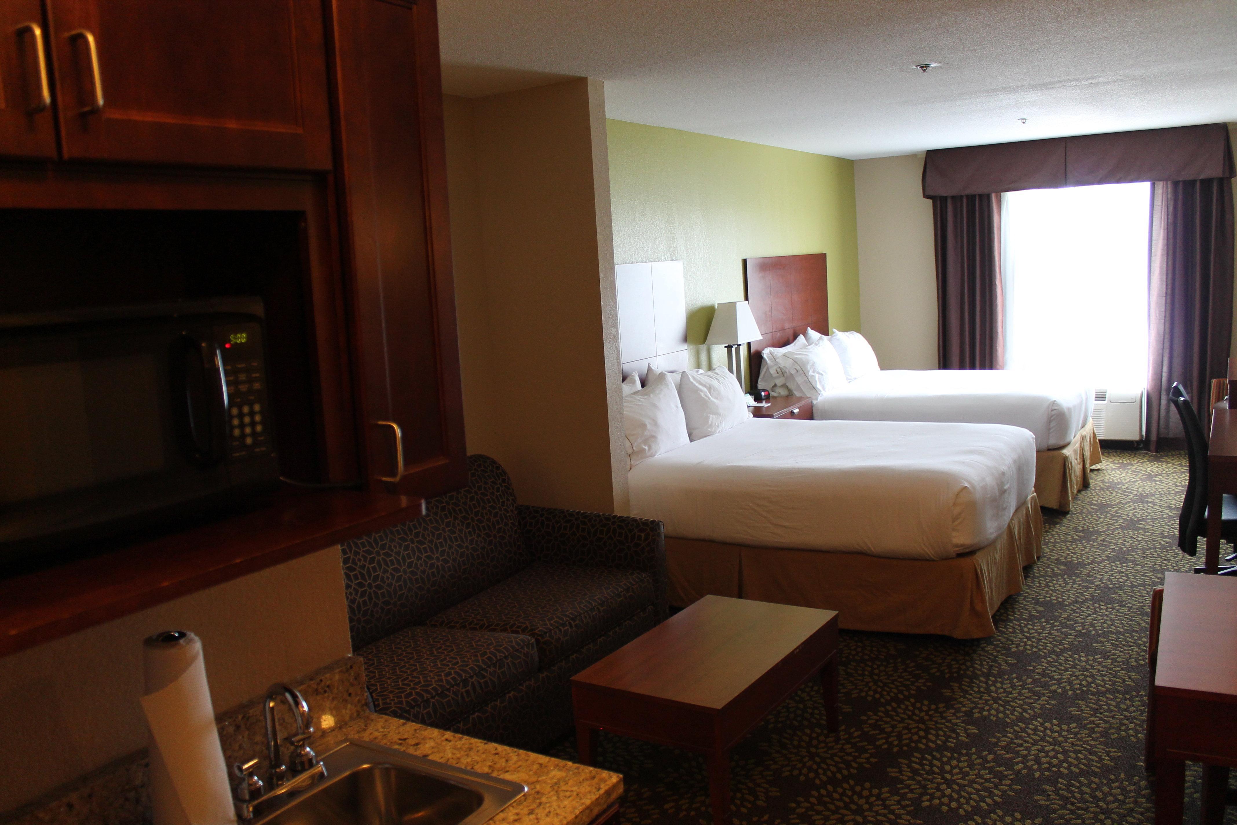 Holiday Inn Express Hotel & Suites Starkville, An Ihg Hotel Екстериор снимка