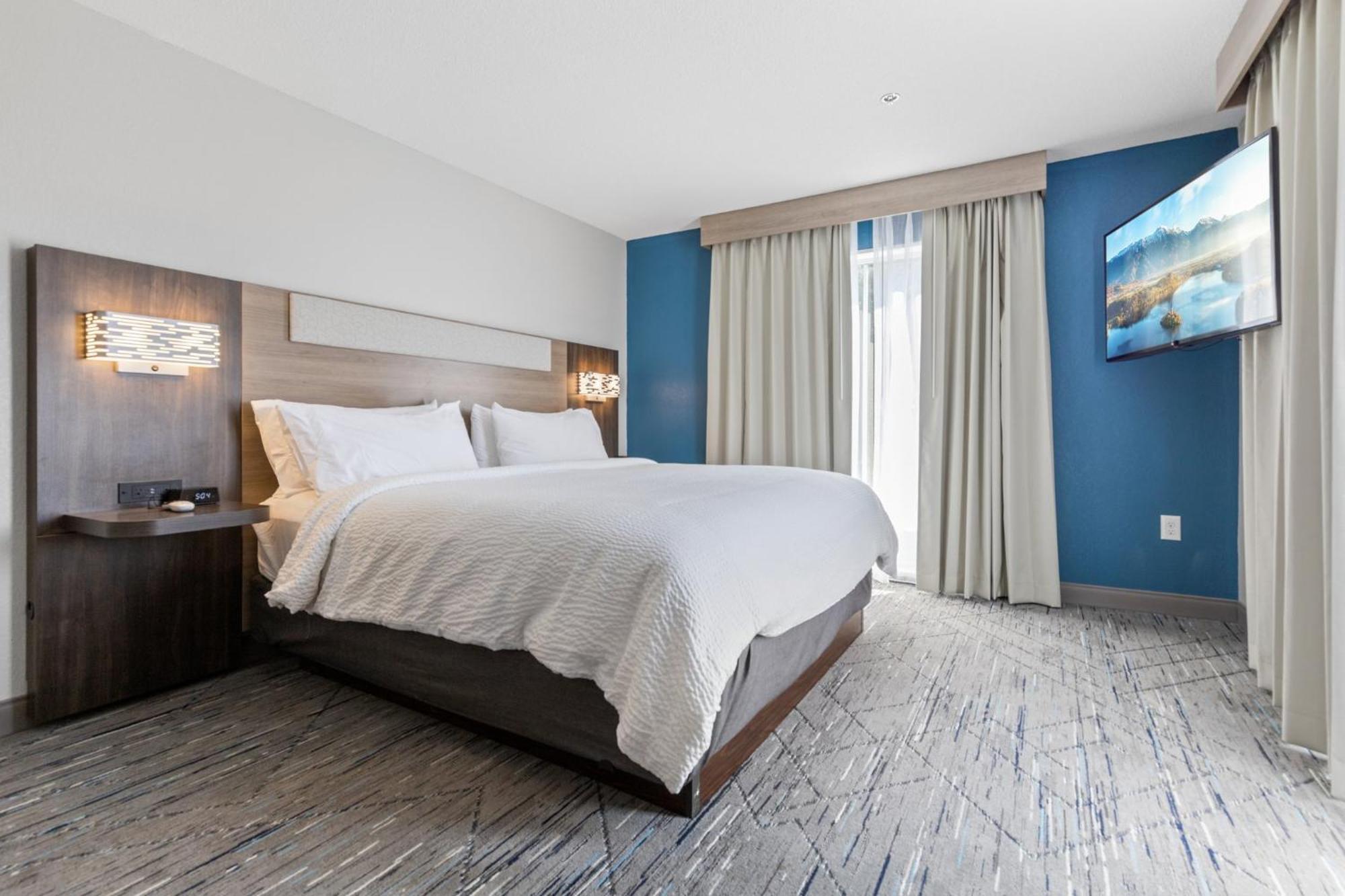 Holiday Inn Express Hotel & Suites Starkville, An Ihg Hotel Екстериор снимка