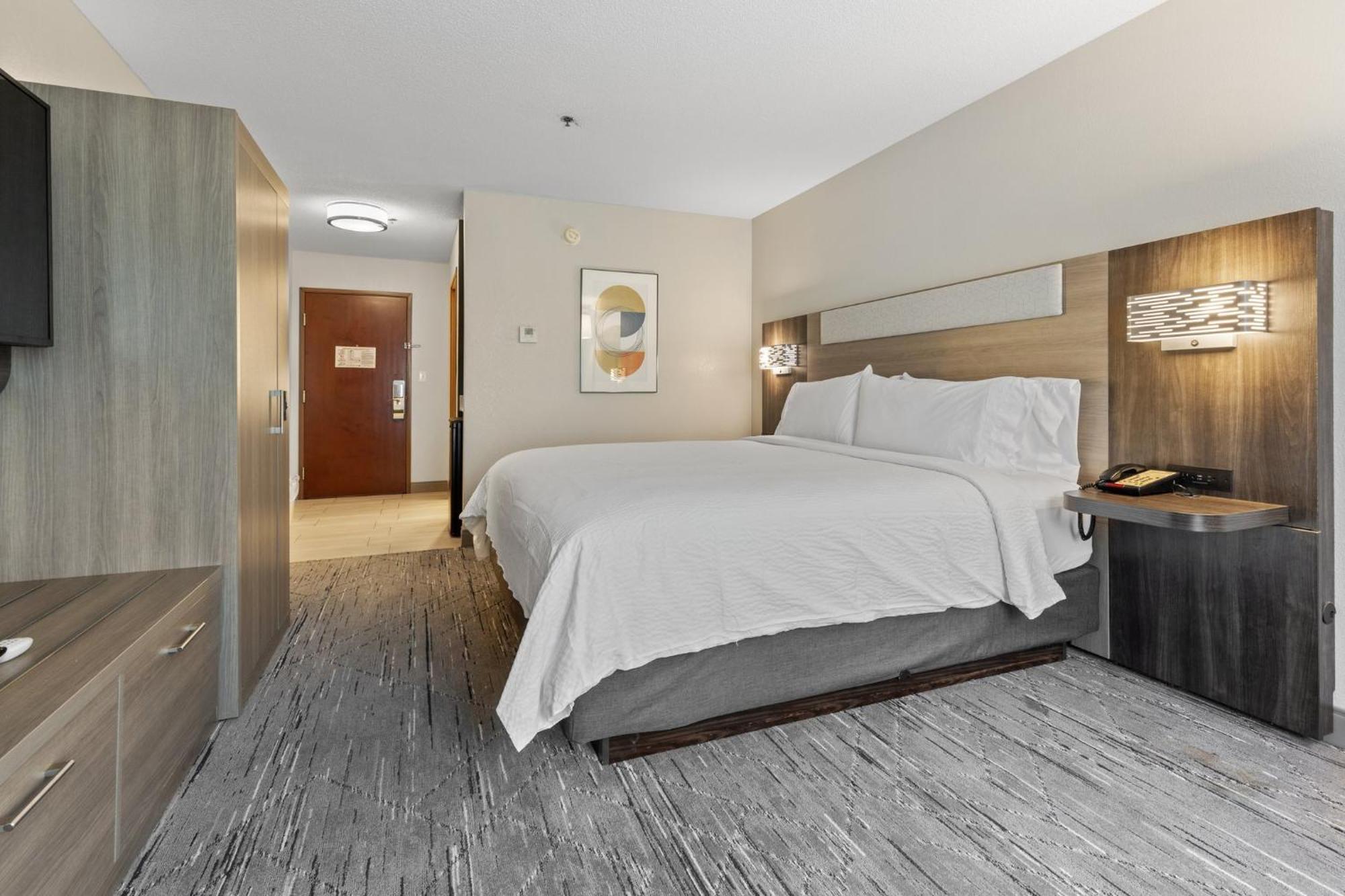 Holiday Inn Express Hotel & Suites Starkville, An Ihg Hotel Екстериор снимка